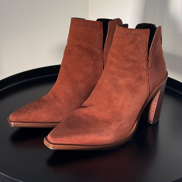 WELLAND BOOTIE IN chocolate TAUPE - Picture 1 of 8